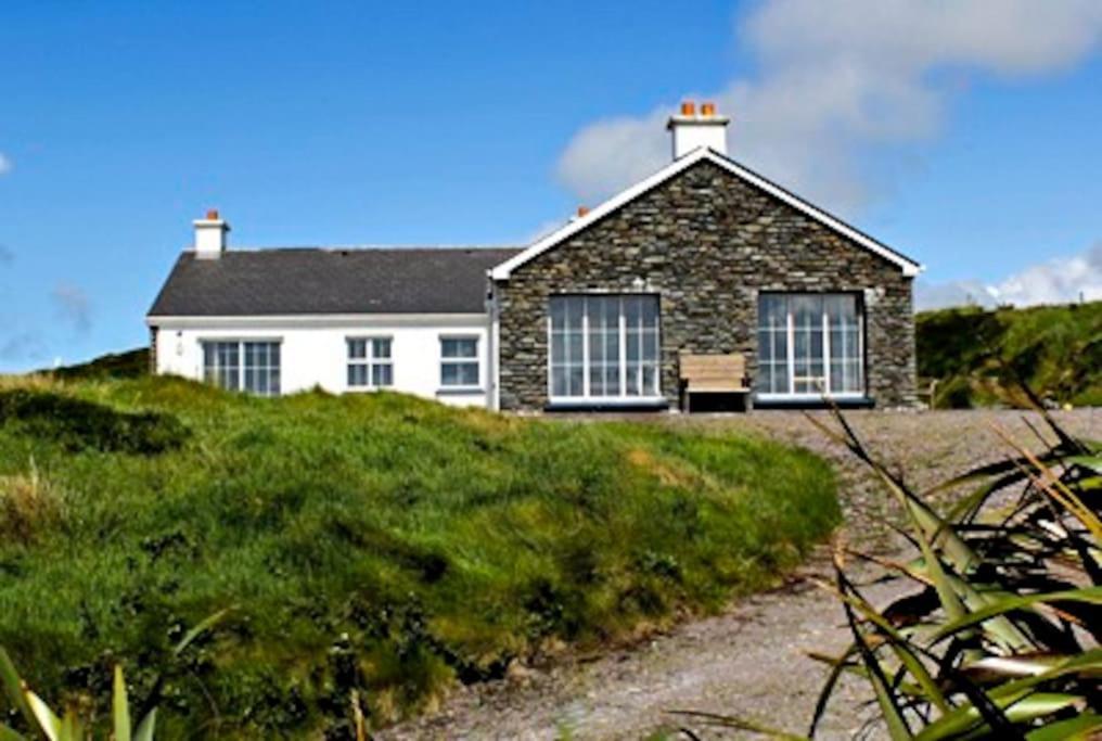 Ring Of Kerry - Einmaliger Blick Auf Skelligs Appartement Clynacartan Buitenkant foto